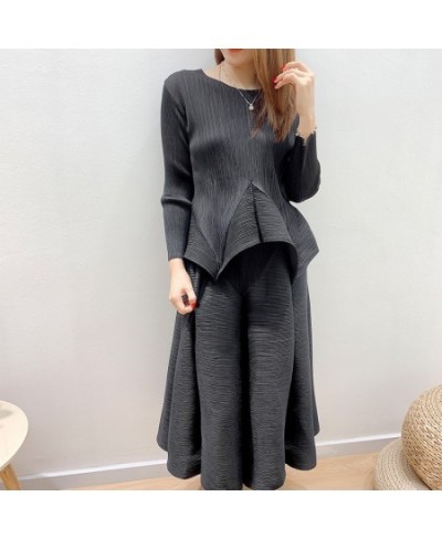 Green Beige Suit Round-neck Pleated Loose Casual Pullover Long-sleeved Top+ankle-length Skirt Female Fashion Tide 2A1446 $94....