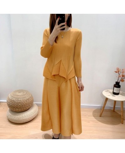 Green Beige Suit Round-neck Pleated Loose Casual Pullover Long-sleeved Top+ankle-length Skirt Female Fashion Tide 2A1446 $94....