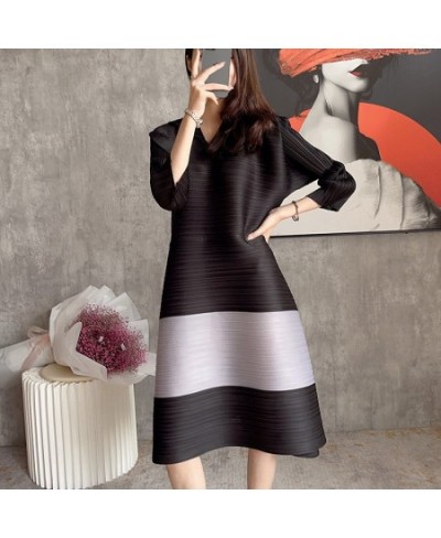 2023 New Miyak Pleated Woman Dress A-line Fashion Colorblock V-neck Loose Large Size Women's Waist Dresses Tide Long Dress $7...