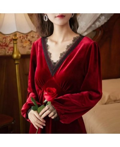 Palace Style Golden Velvet Nightdress V Neck Embroidery Hollow Out Designer Lantern Sleeve Long Nightgown Dress Retro Sleepwe...