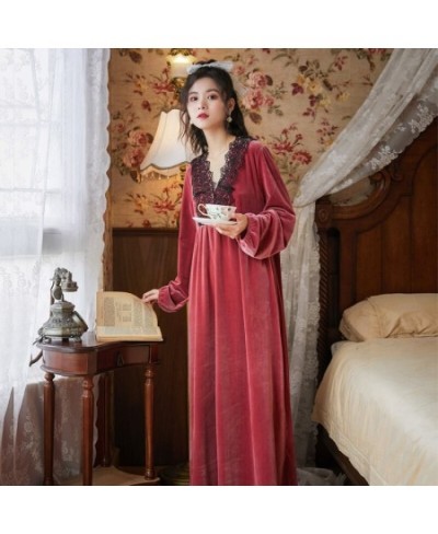 Palace Style Golden Velvet Nightdress V Neck Embroidery Hollow Out Designer Lantern Sleeve Long Nightgown Dress Retro Sleepwe...